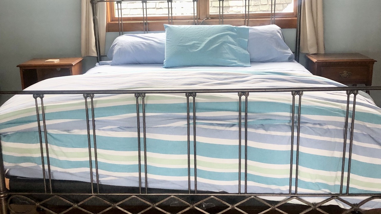 Photo of Bedroom in Newport Center
