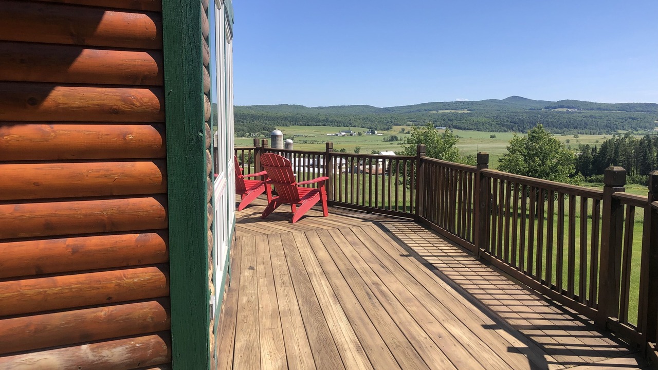 Photo of Patio Balcony in Newport Center