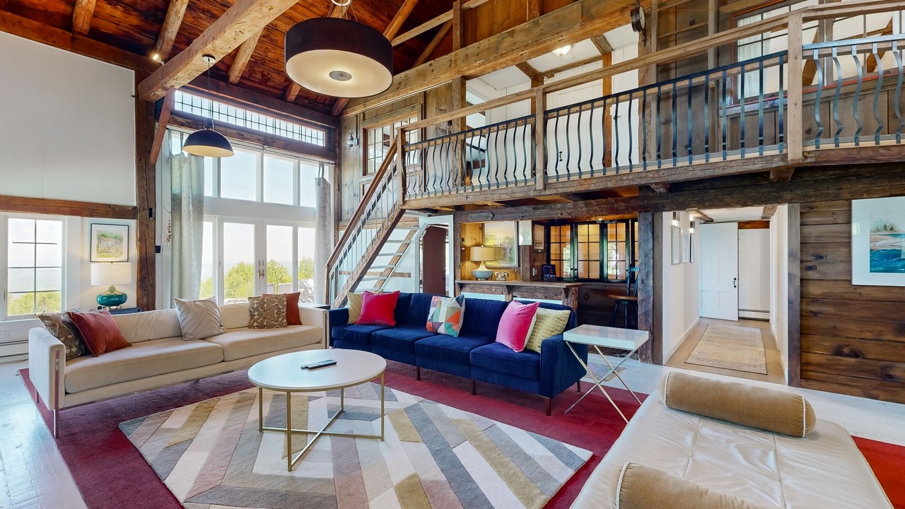 Photo of Livingroom in West Dover