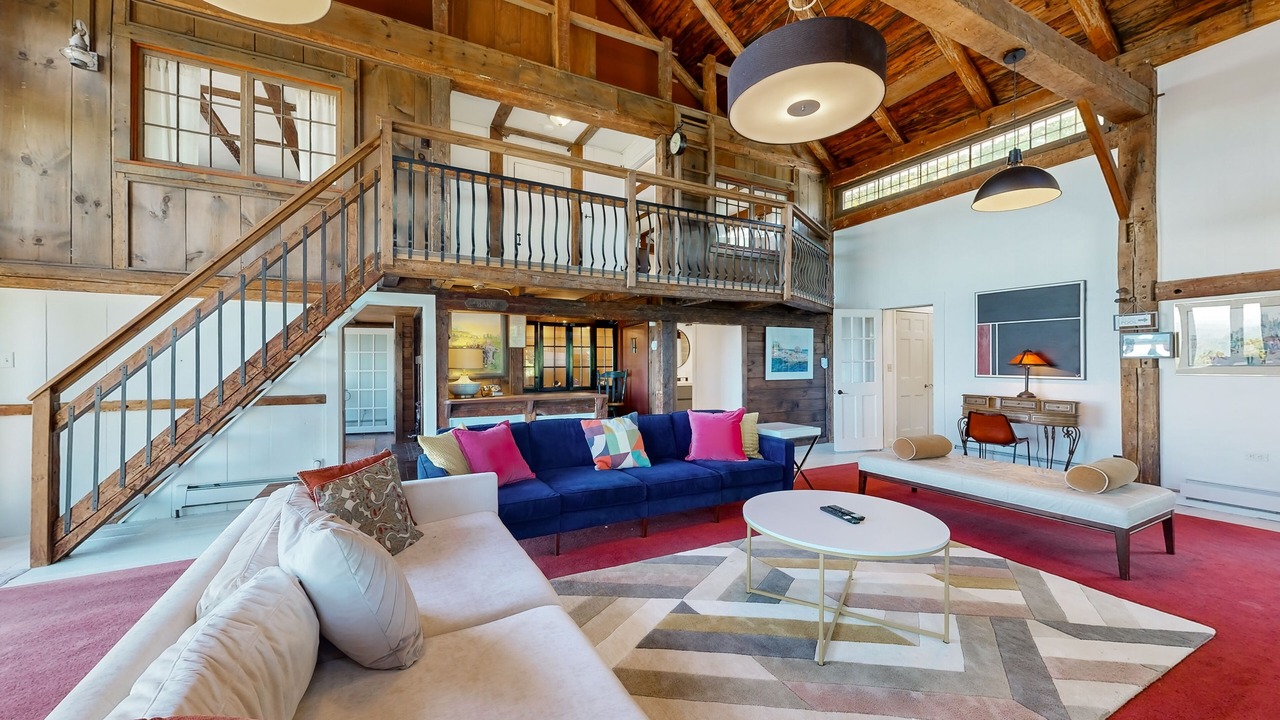 Photo of Livingroom in West Dover