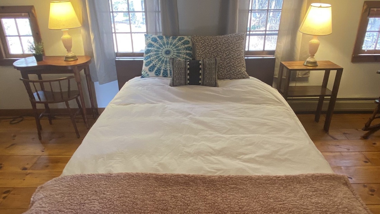 Photo of Bedroom in Williamsville