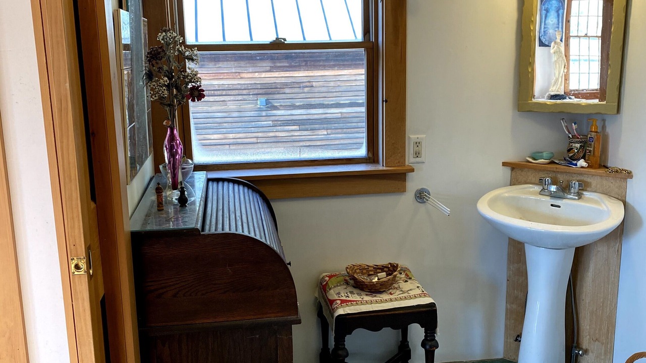 Photo of Bathroom in Williamsville