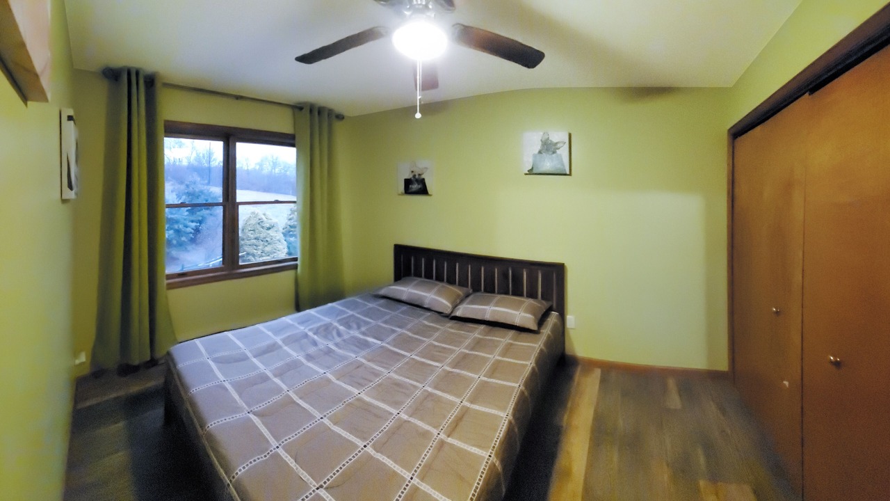 Photo of Bedroom in Jonas