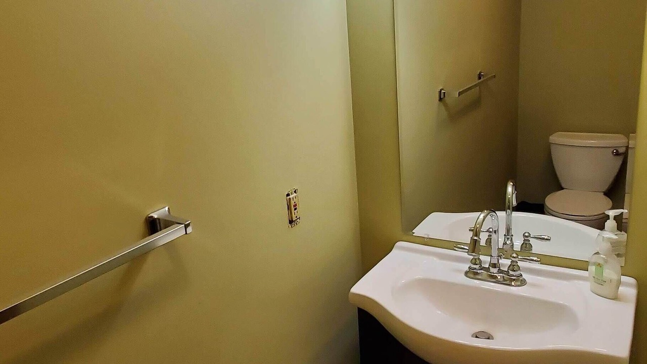 Photo of Bathroom in Jonas