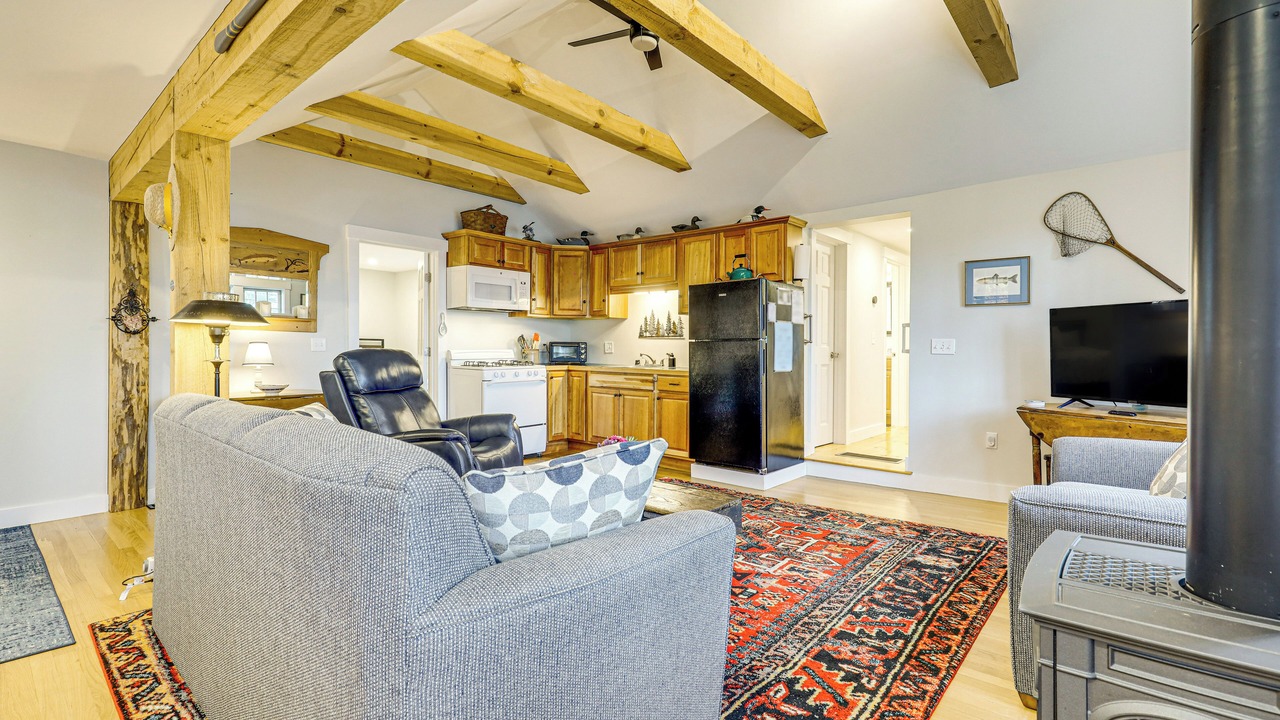 Photo of Livingroom in New London
