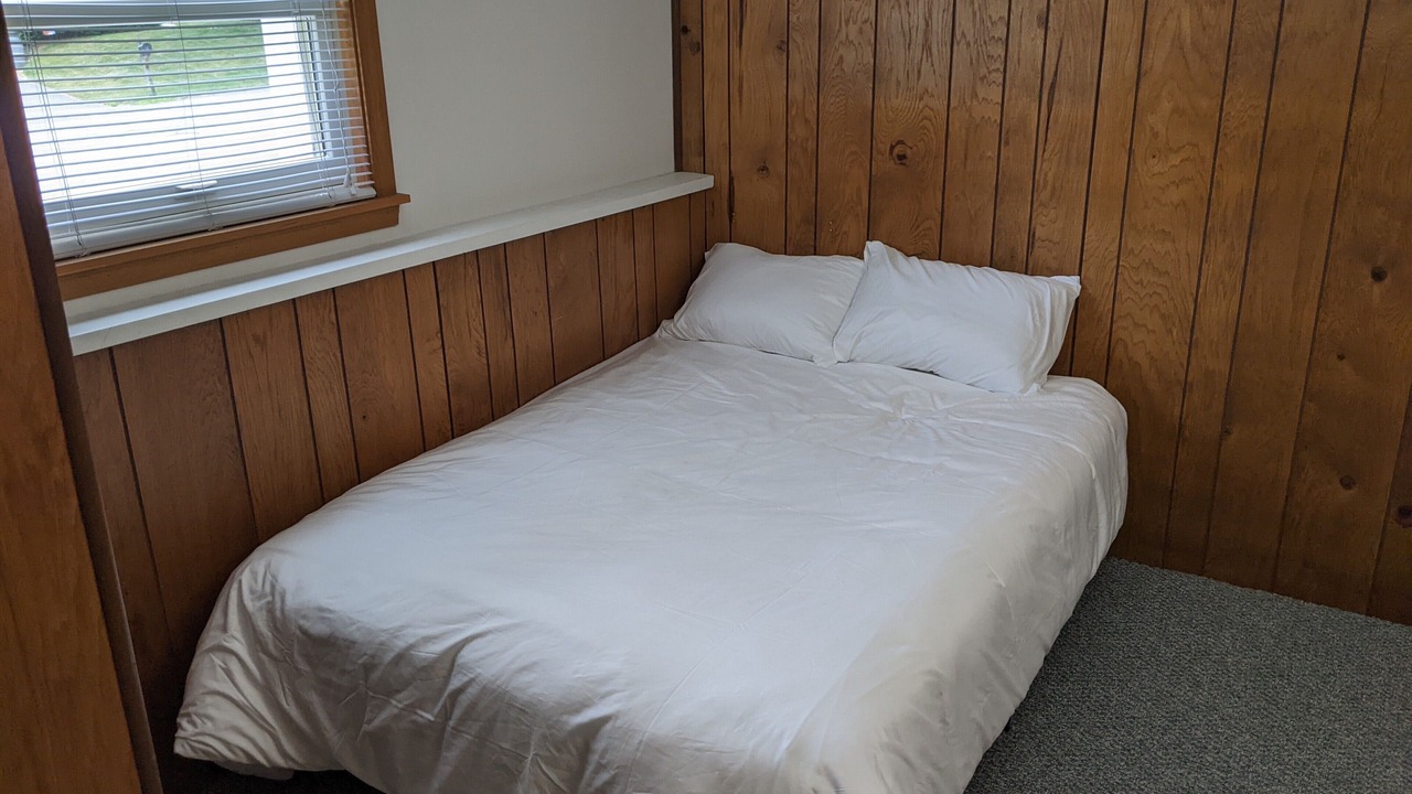 Photo of Bedroom in Geyser Crest