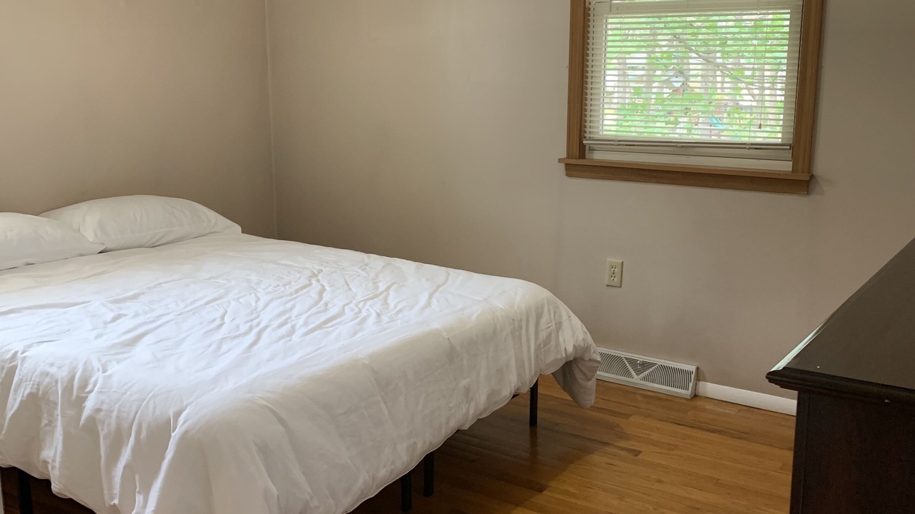 Photo of Bedroom in Geyser Crest