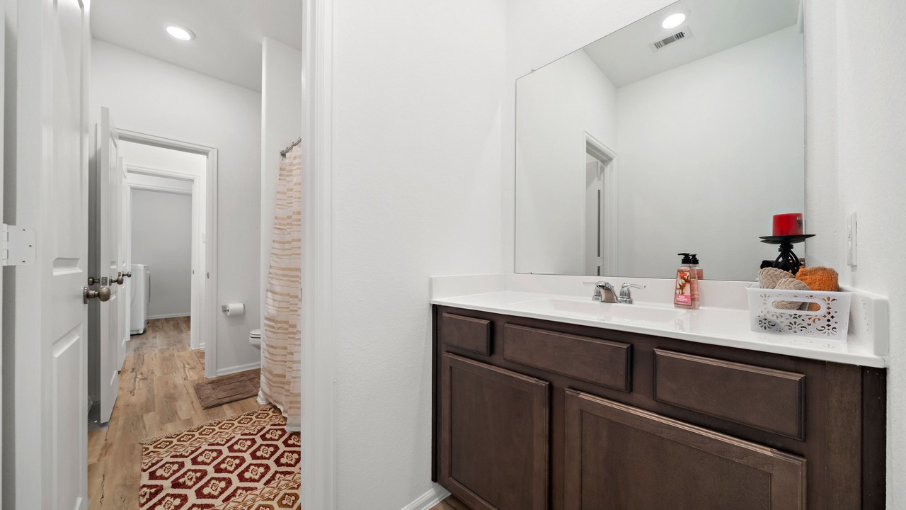 Photo of Bathroom in La Marque