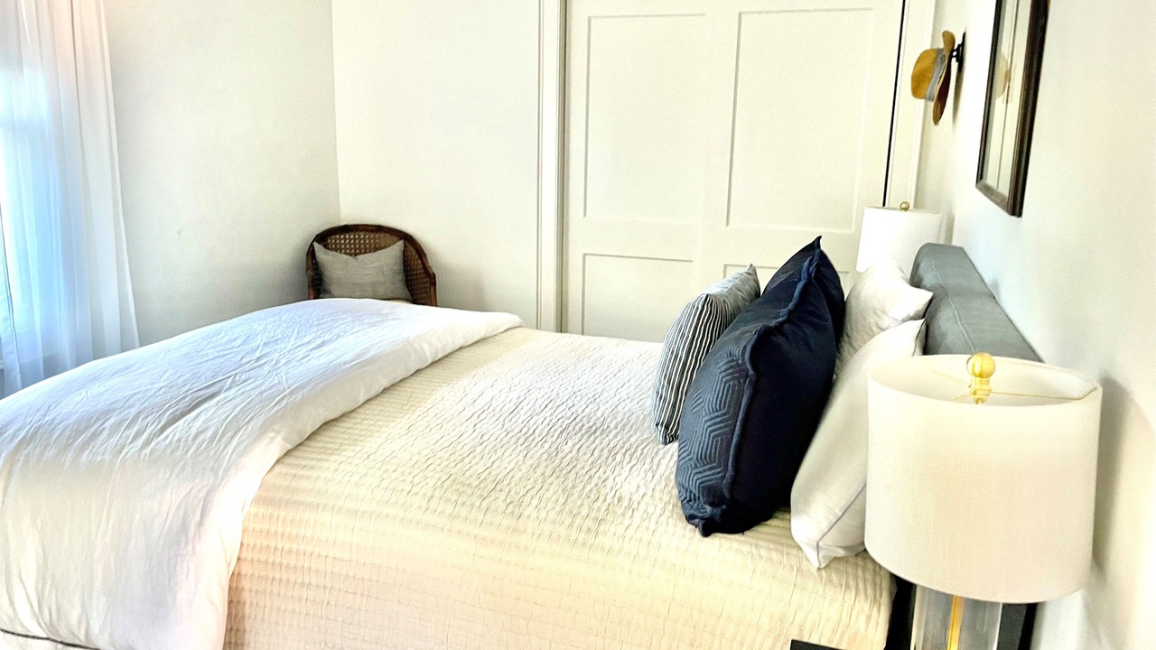 Photo of Bedroom in Laurel
