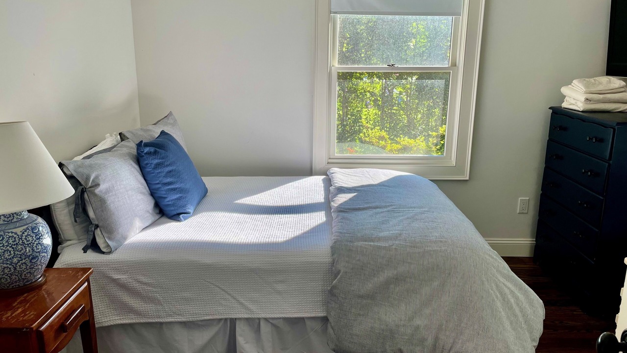 Photo of Bedroom in Laurel