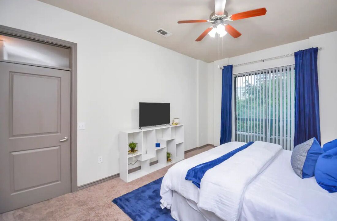 Photo of Bedroom in Greenway Plaza-Upper Kirby