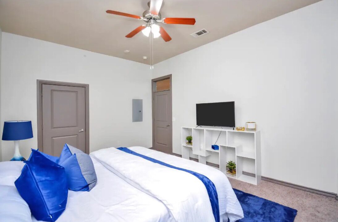 Photo of Bedroom in Greenway Plaza-Upper Kirby