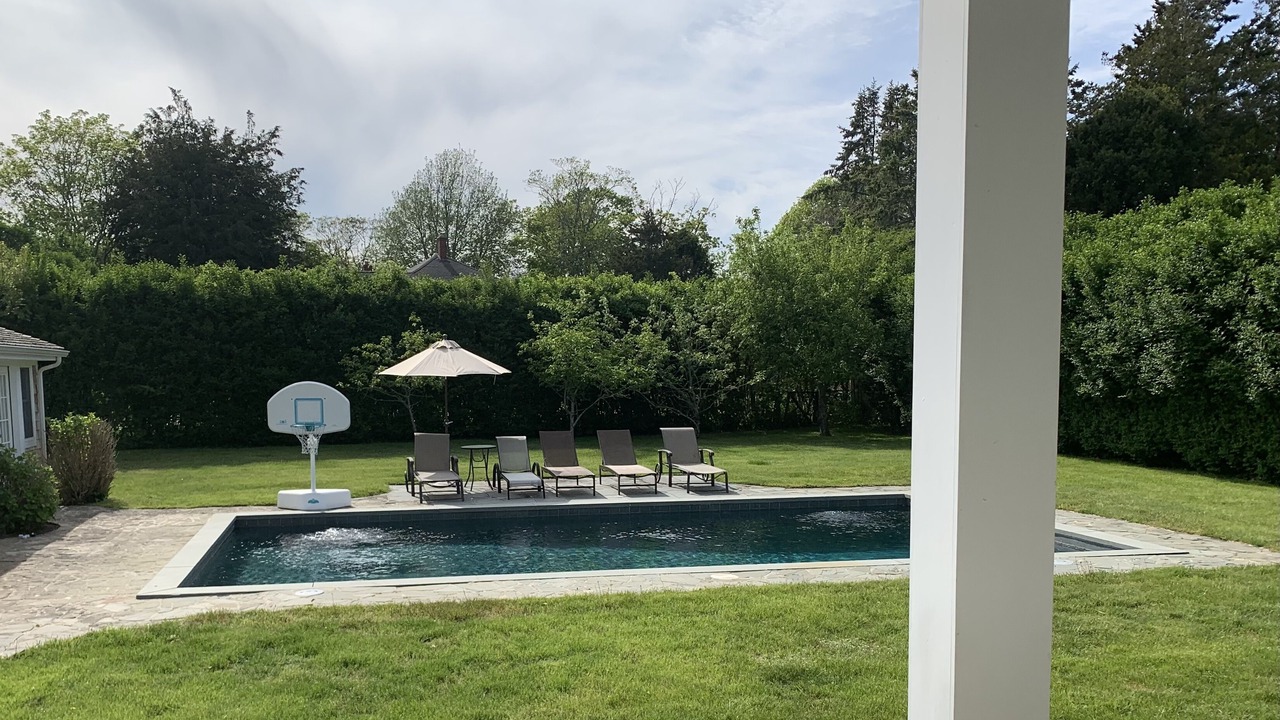 Photo of Outdoor in Village of Southampton