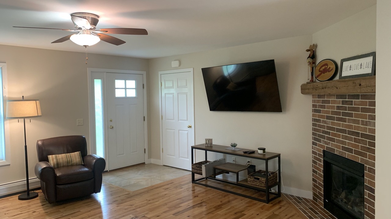 Photo of Bedroom in Sunapee