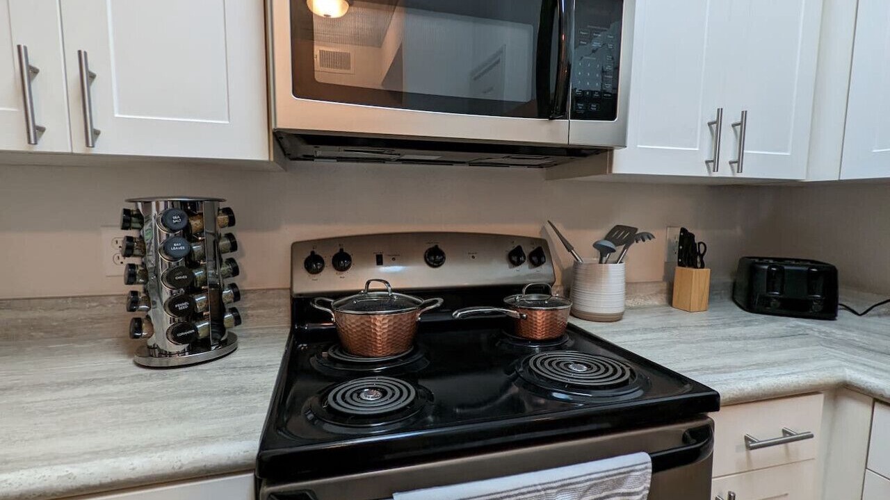 Photo of Kitchen in Nassau Bay