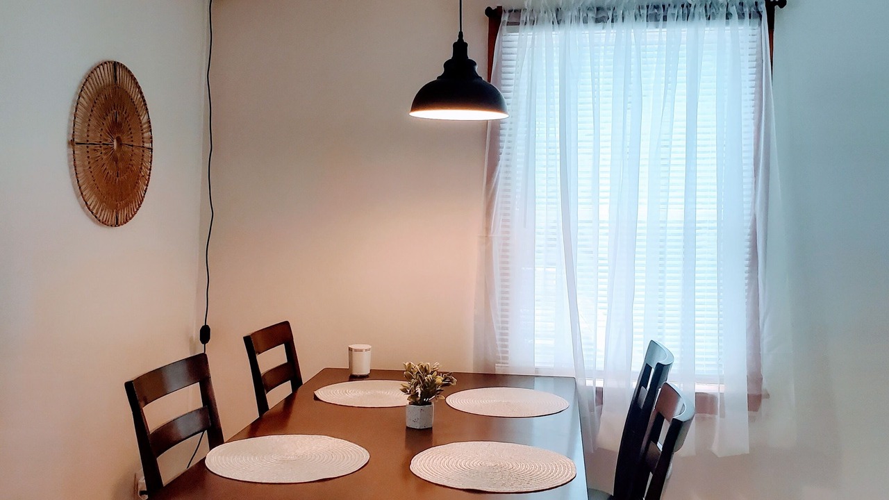 Photo of Livingroom in Epsom