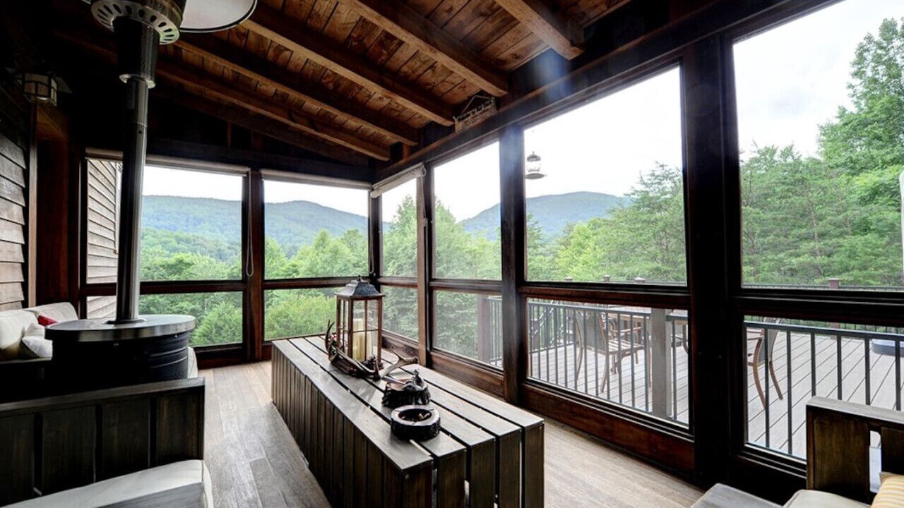 Photo of Outdoor in Hood