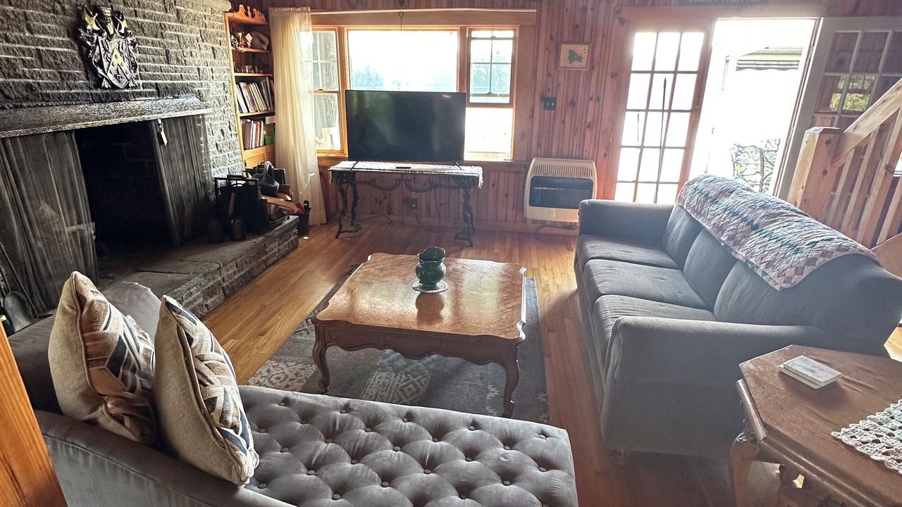 Photo of Livingroom in Northwood