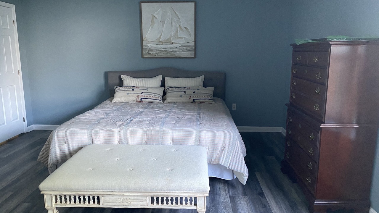 Photo of Bedroom in Rock Point