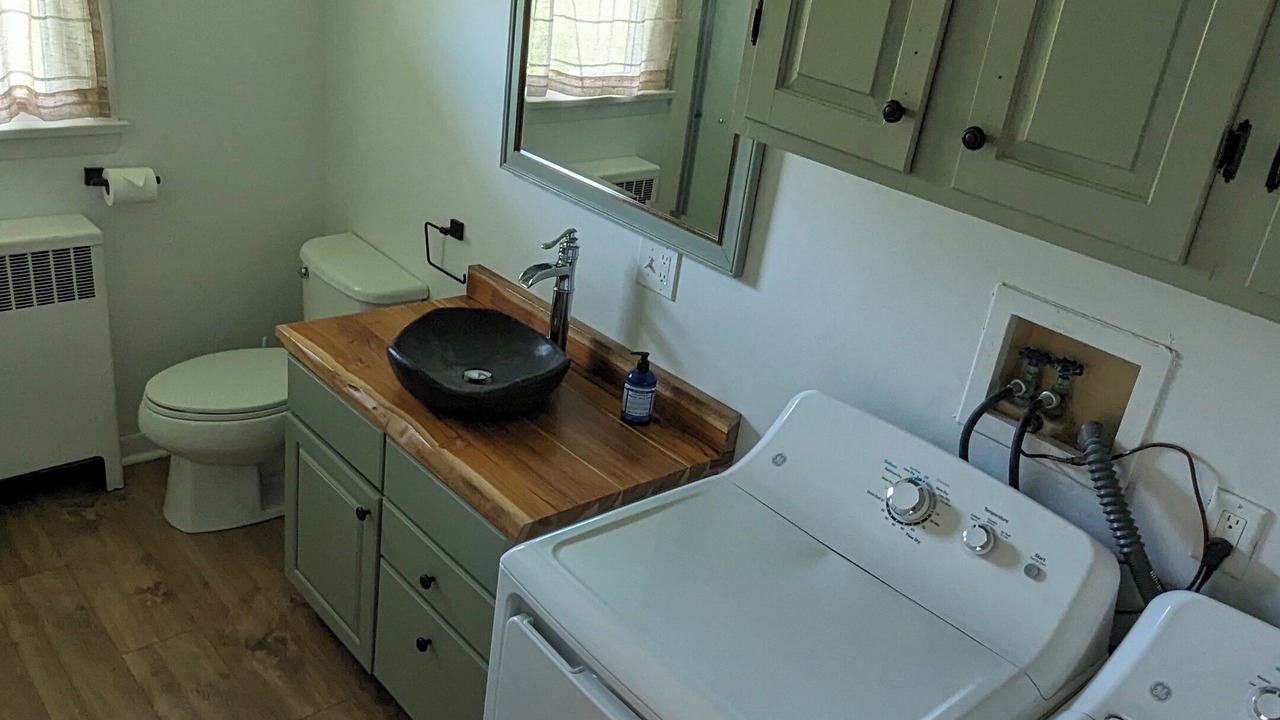Photo of Bathroom in Waterbury Center