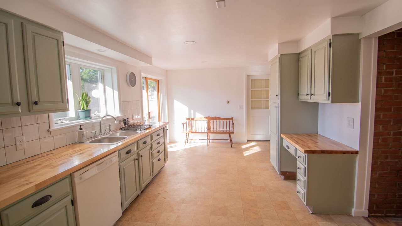 Photo of Kitchen in Waterbury Center