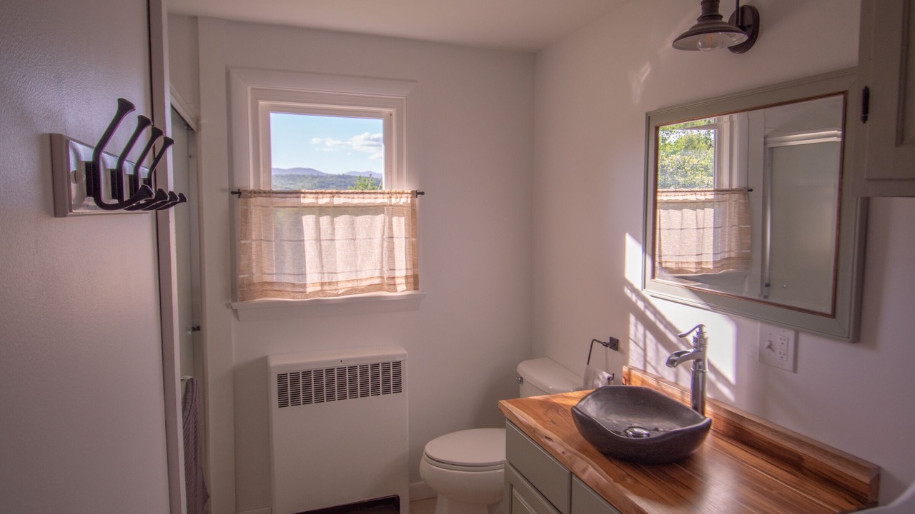 Photo of Bathroom in Waterbury Center