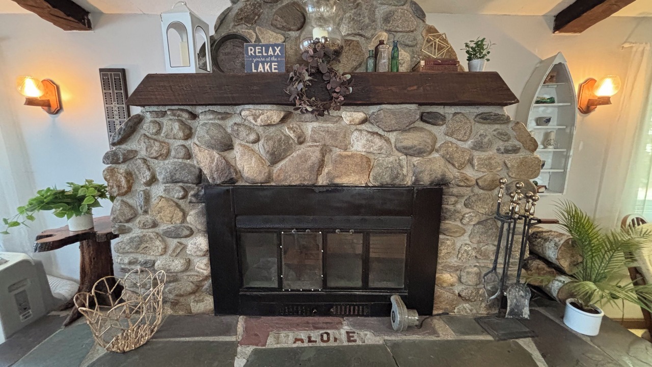 Photo of Livingroom in Bridgewater