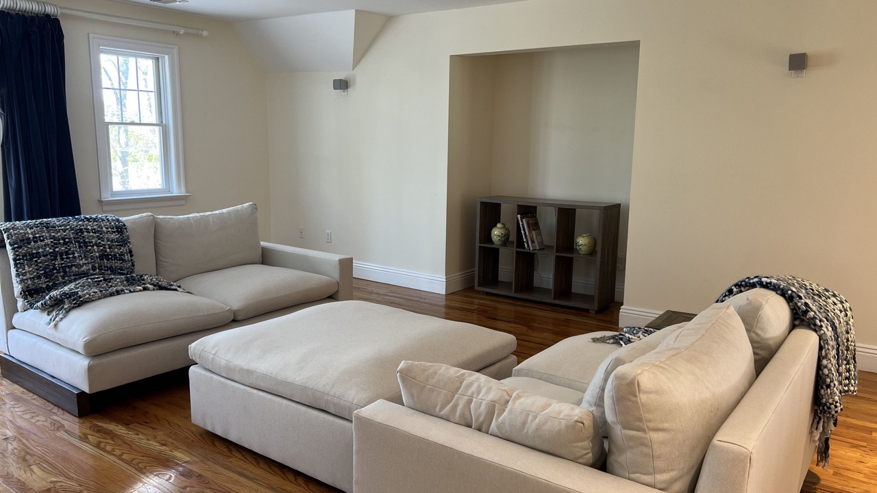 Photo of Livingroom in Mattituck