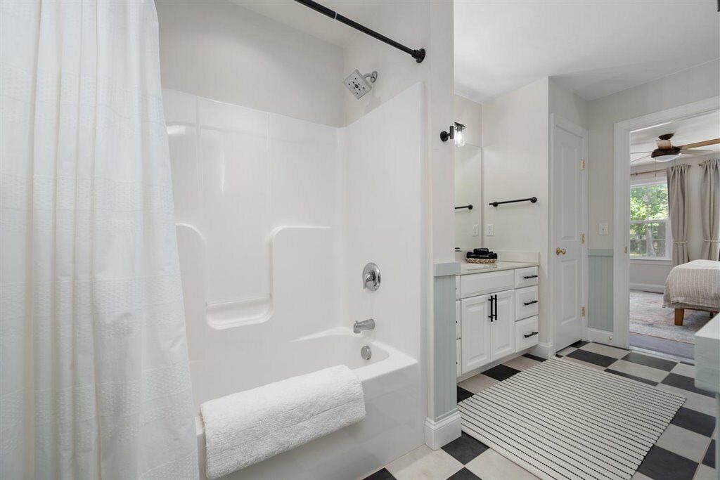 Photo of Bathroom in Ocean Pines