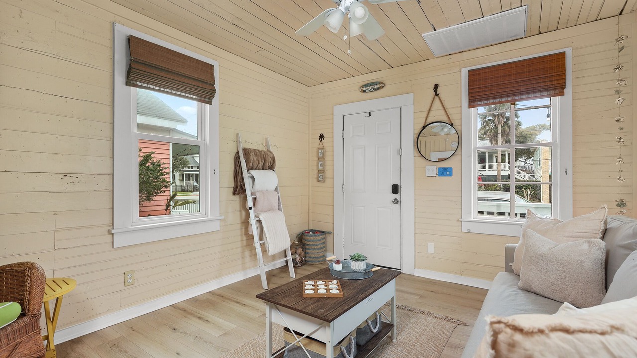 Photo of Livingroom in Galveston
