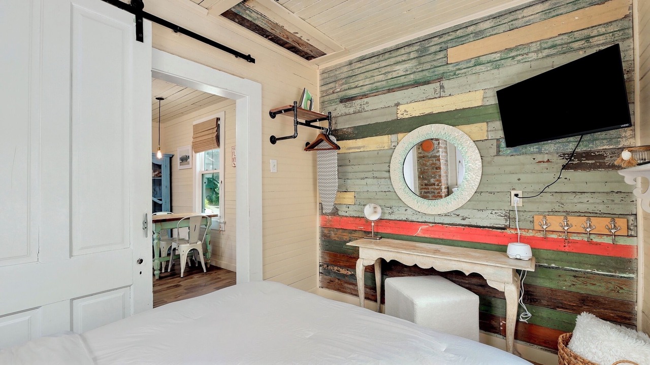 Photo of Bedroom in Galveston