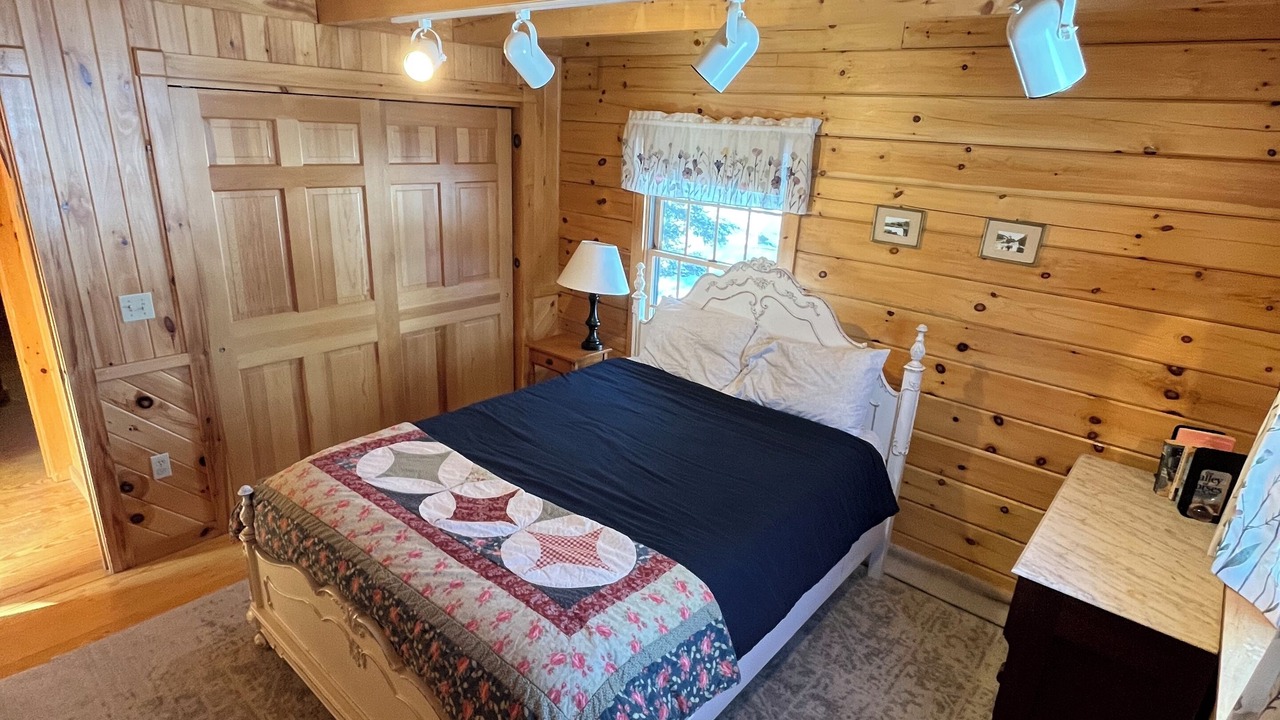 Photo of Bedroom in Peacham