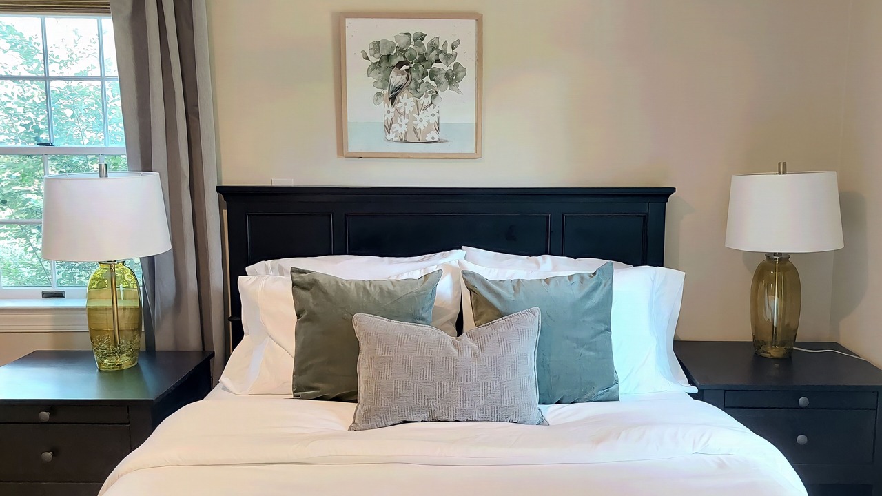 Photo of Bedroom in Lake Barcroft