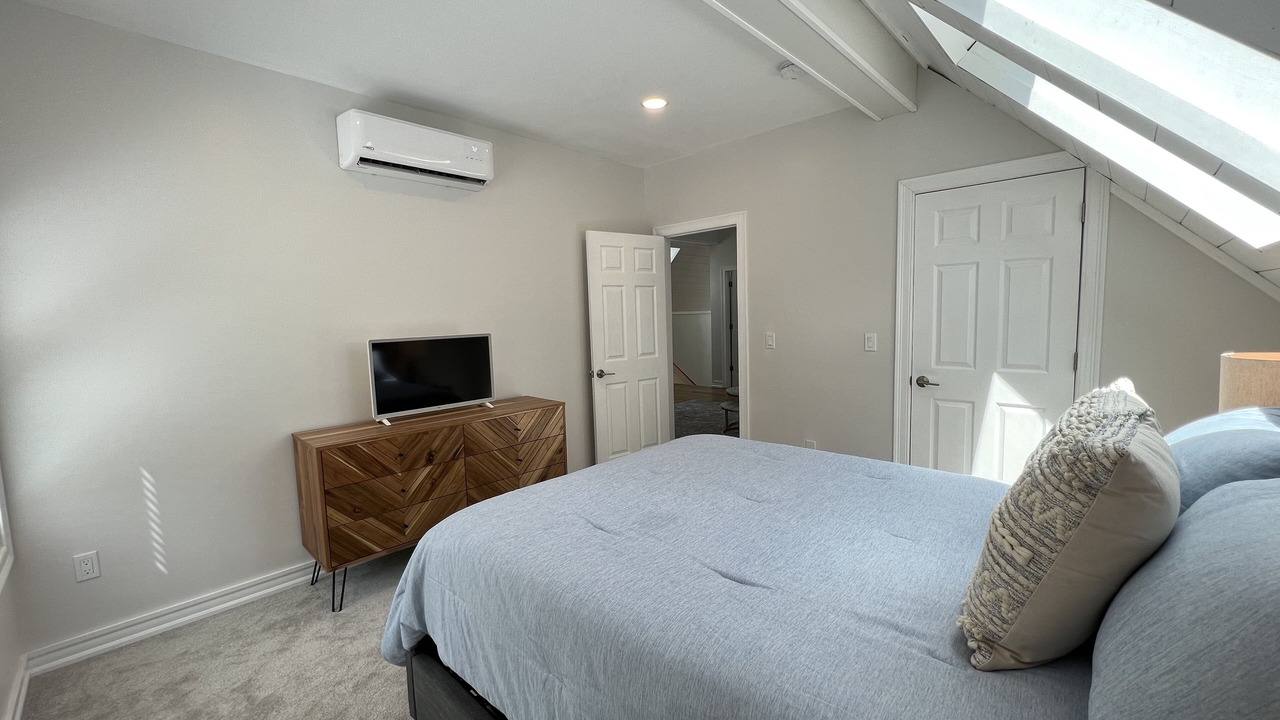 Photo of Bedroom in Sunapee