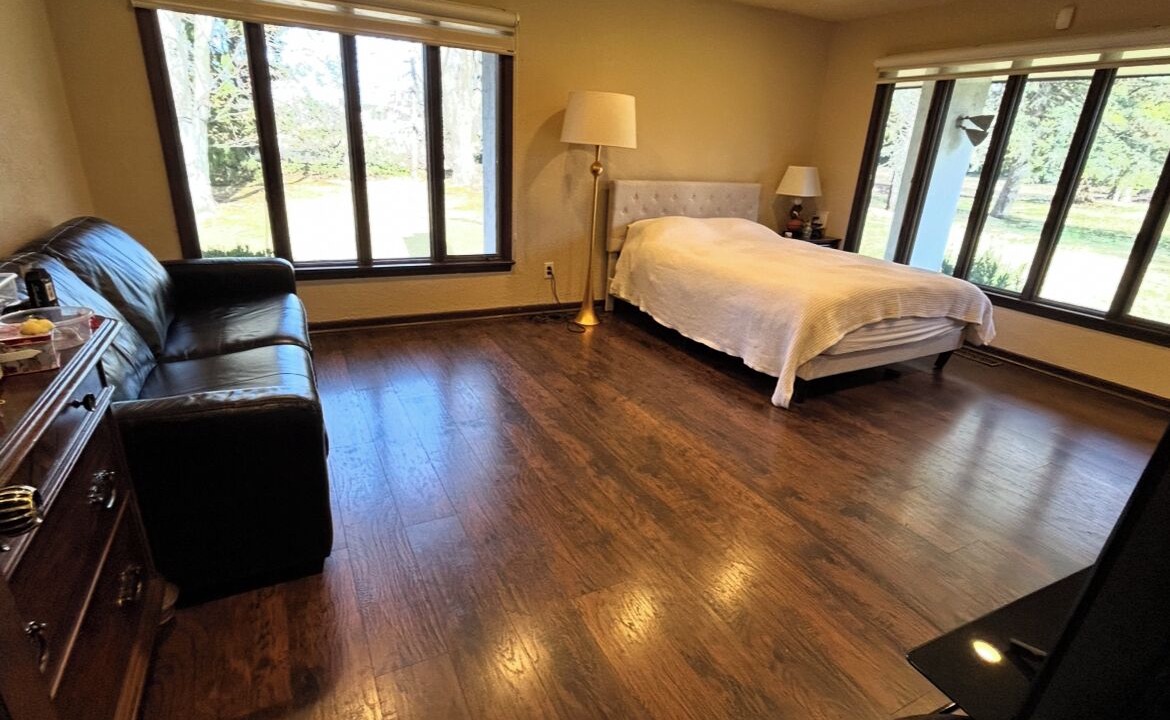 Photo of Bedroom in Old Brookville