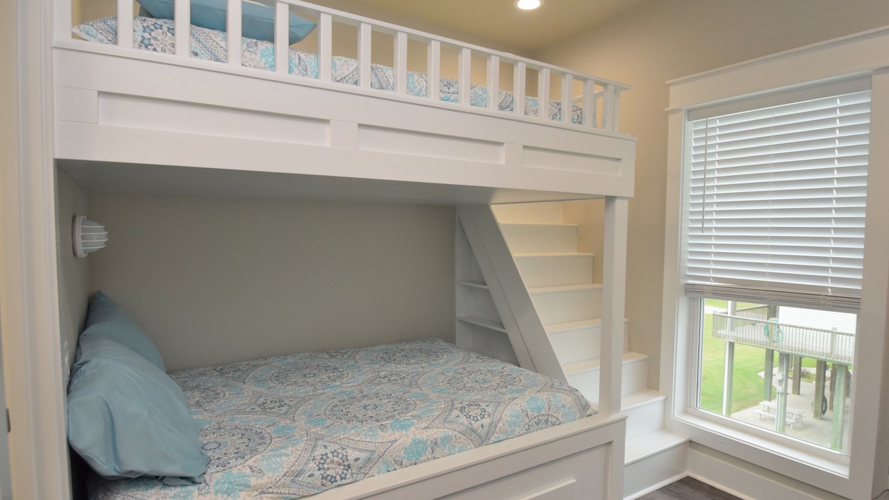 Photo of Bedroom in Port Bolivar