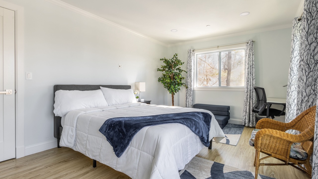 Photo of Bedroom in Hastings-On-Hudson