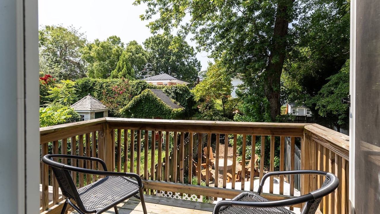 Photo of Patio Balcony in Historic District