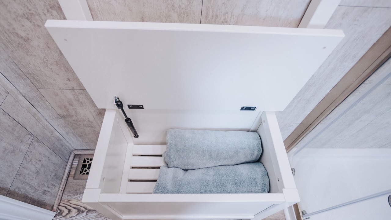 Photo of Bathroom in Painted Post