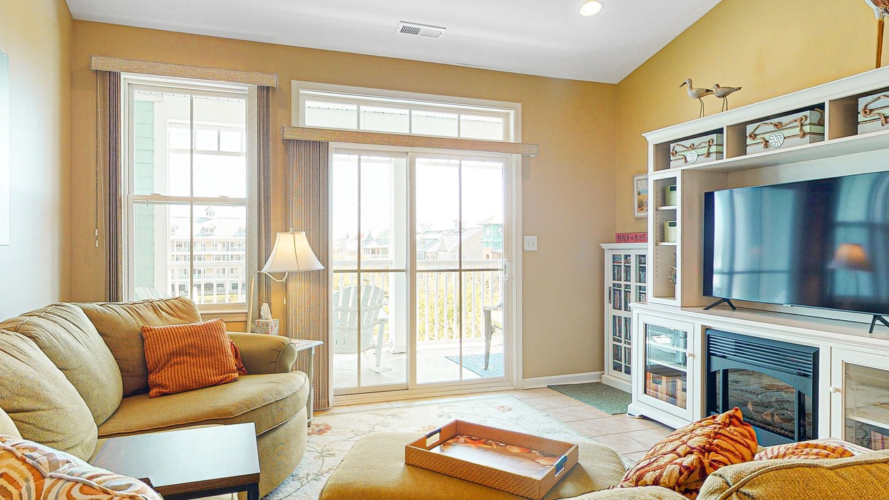 Photo of Livingroom in Sunset Island