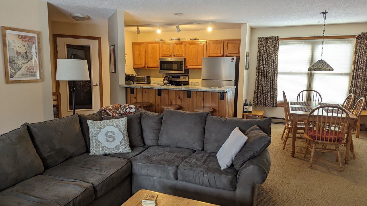 Photo of Livingroom in North Woodstock