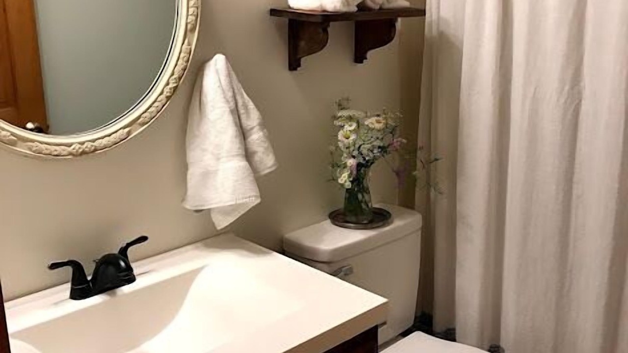 Photo of Bathroom in Cooperstown