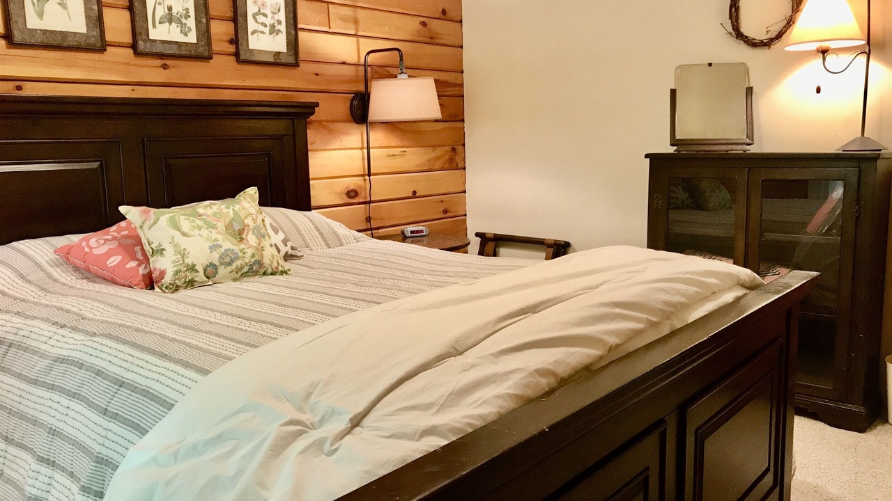 Photo of Bedroom in Cooperstown