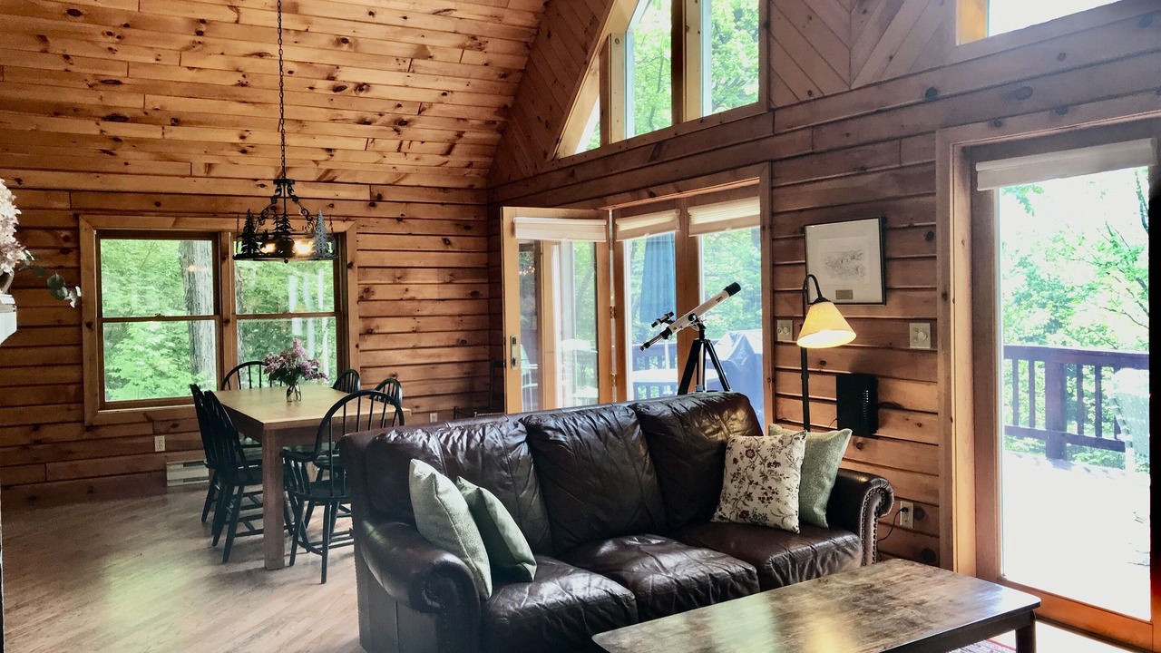 Photo of Livingroom in Cooperstown