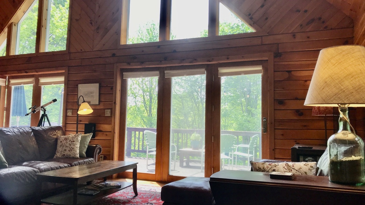 Photo of Livingroom in Cooperstown