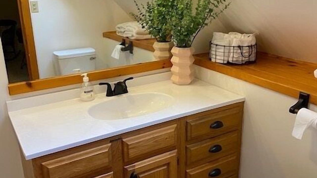 Photo of Bathroom in Cooperstown
