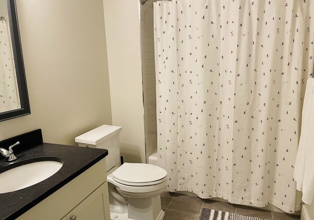 Photo of Bathroom in Warren