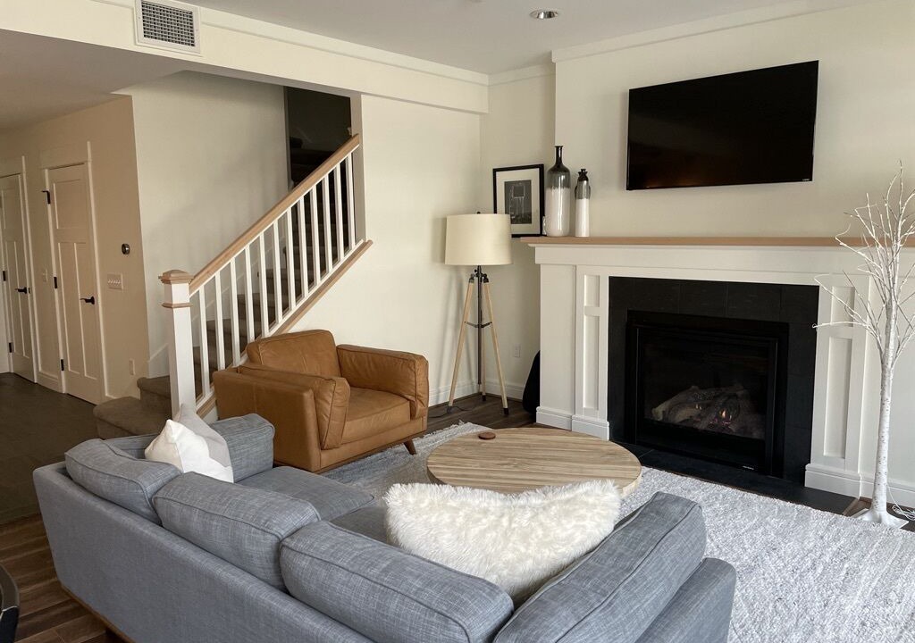 Photo of Livingroom in Warren