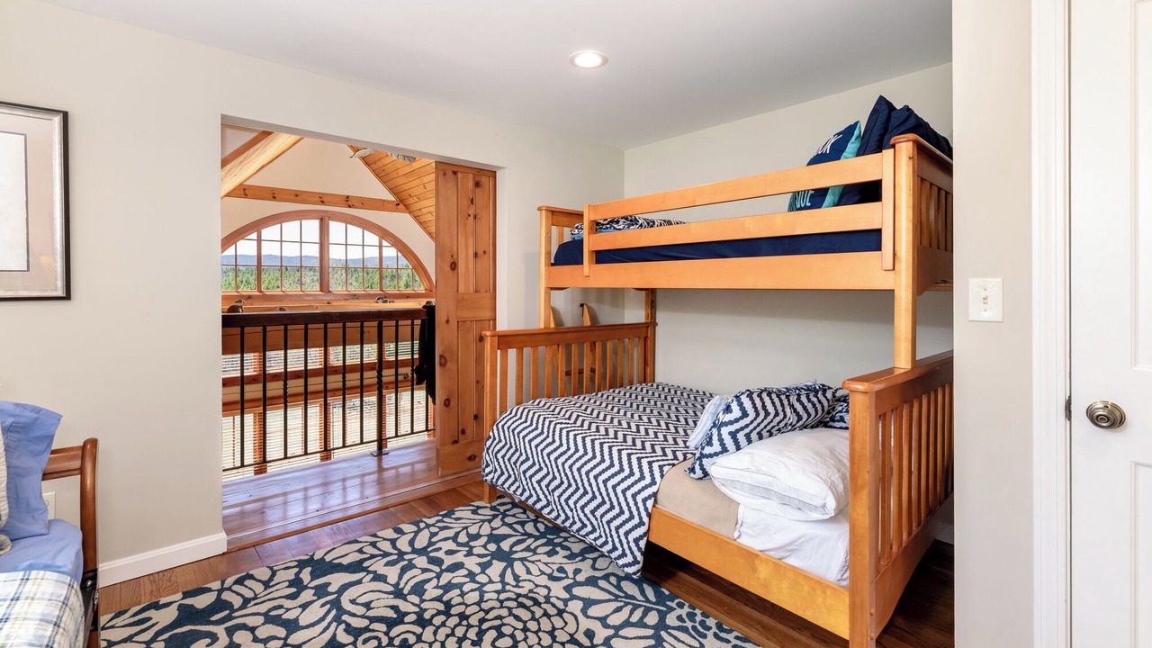 Photo of Bedroom in East Dover
