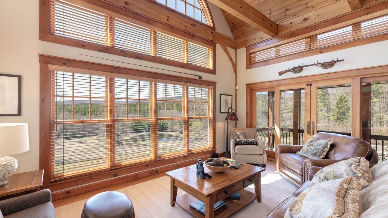 Photo of Livingroom in East Dover